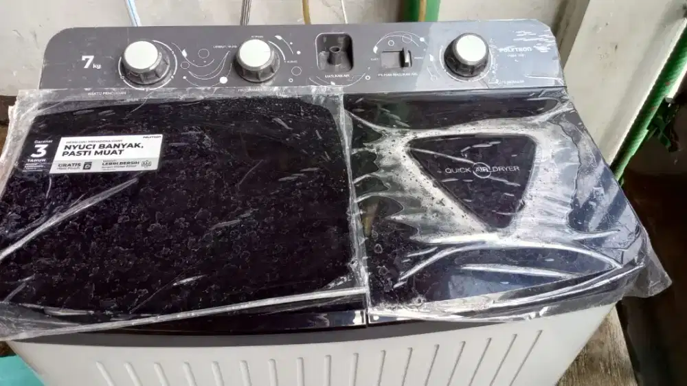 Mesin cuci Polytron