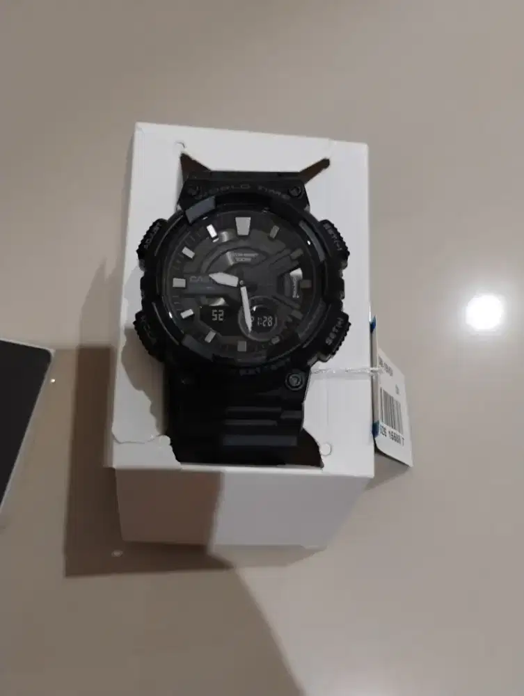 Casio AEQ-110W 5479 black edition BNIB!