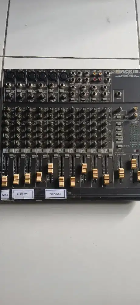 Mixer Mackie 1402 VLZ Pro 14 channel