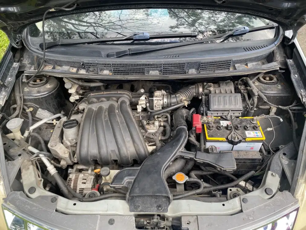 Nissan Grand livina 2010 Bensin