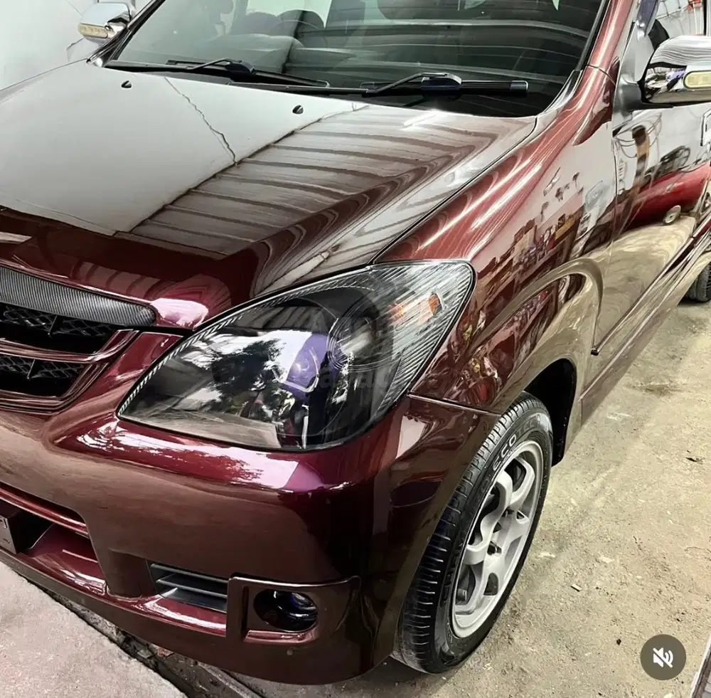 Daihatsu Xenia 2012 Bensin