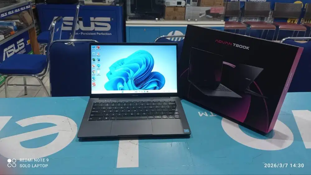 ADVAN TBOOK RAM 4GB/SSD KINERJA CEPAT FULL SET BARU BUKA KARDUS