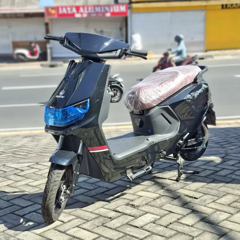 Sepeda listrik bebas nego sampai ledeh