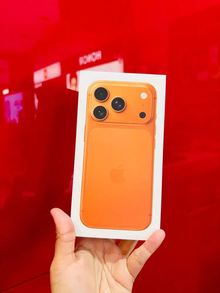 Iphonr 17 pro cosmic orange