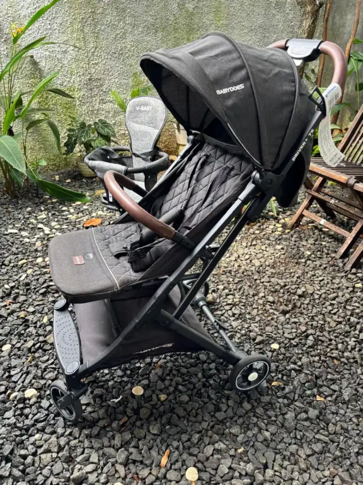 Stroller Babydoes