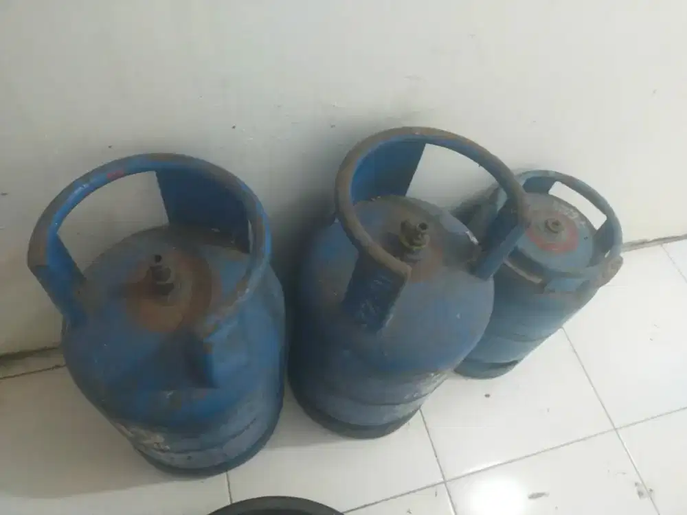 Tabung Gas 12 Kg dan Blue Gas 5.5 Kg