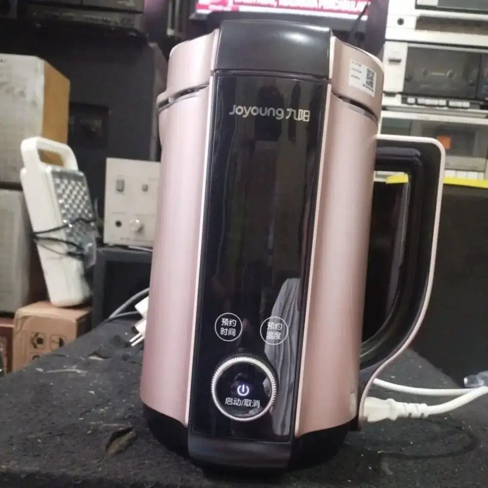 Mesin pembuat susu kacang Joyoung dj13e-q8