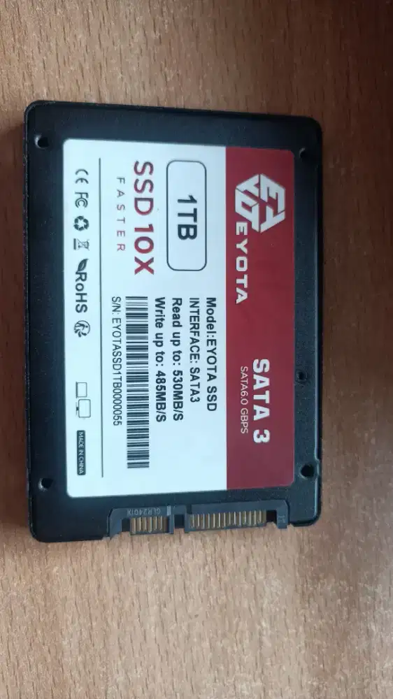 SSD SATA 1TB Merek Eyota - Bergaransi