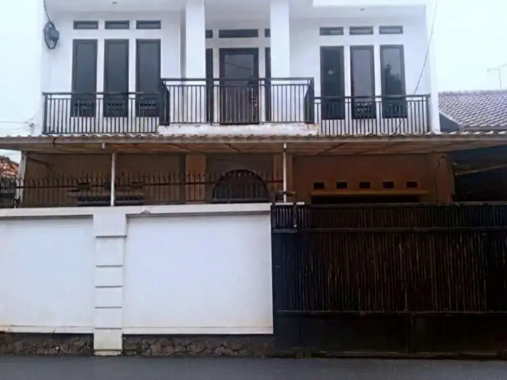 Disewakan rumah strategis ±8 menit puskesmas Pancoran duren tiga jak-sel