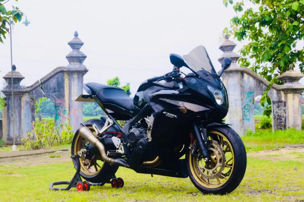 Honda CBR 650F ABS mulus mesin sehat unit hedon siap pakai turing