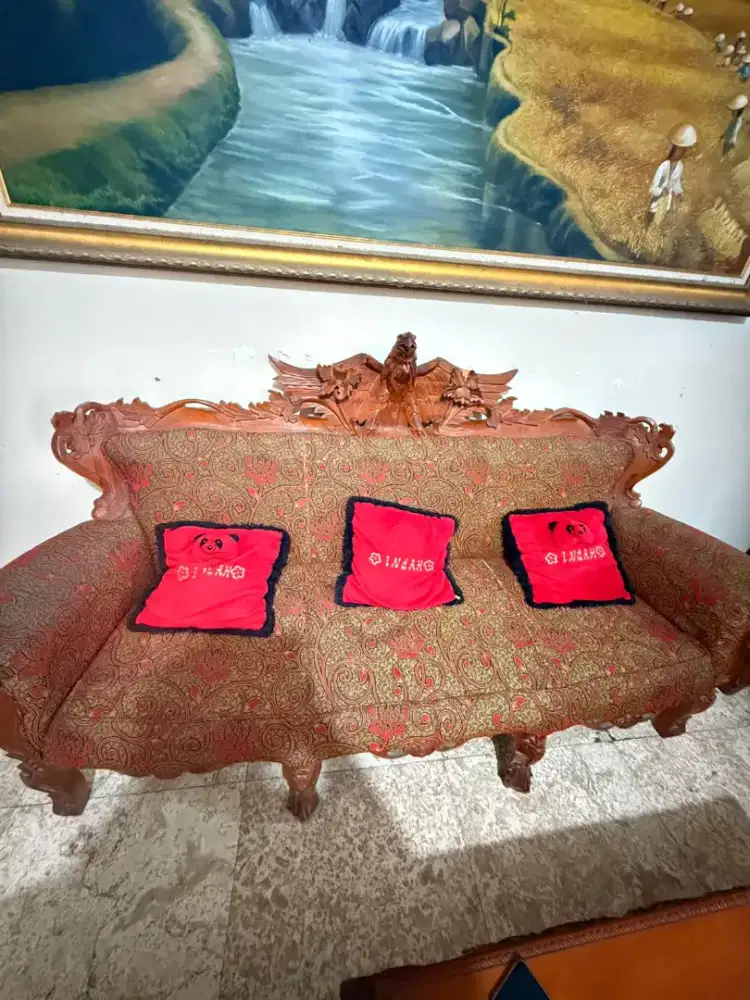 1 set kursi ruang tamu Legend