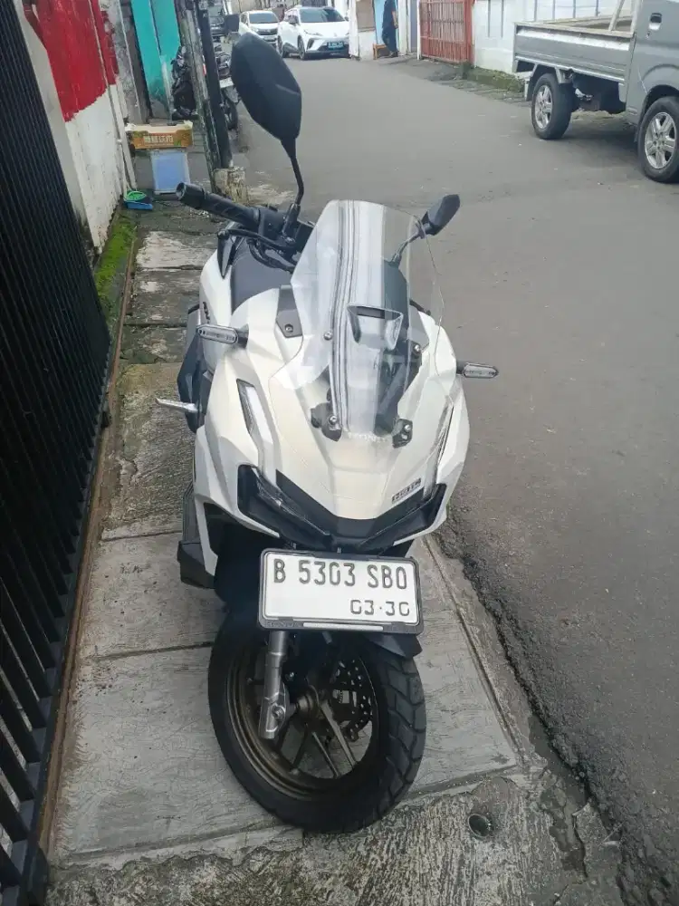 Di jual ADV abs 2025 pajak panjang BSK d bayar