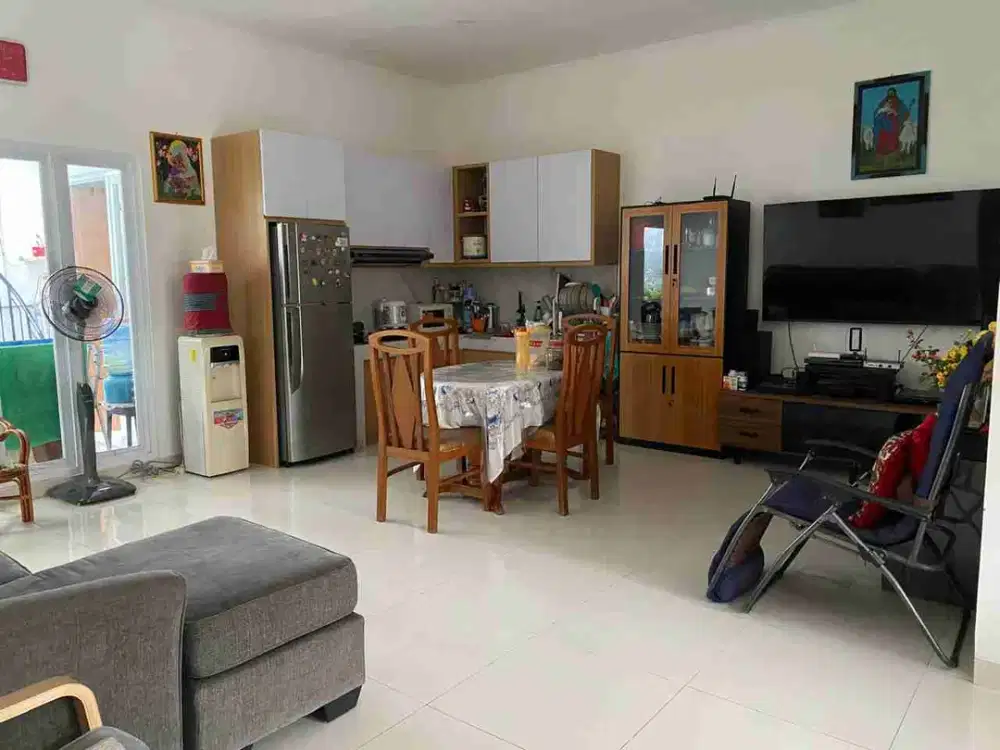 Dijual Rumah Cantik Minimalis TKI Taman Kopo Indah 3 Siap Huni