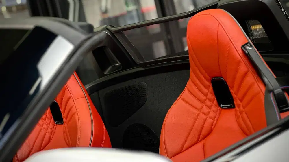 BMW Z4 sDrive3.0i M Sport G29 San Francisco White On Red NIK 2021