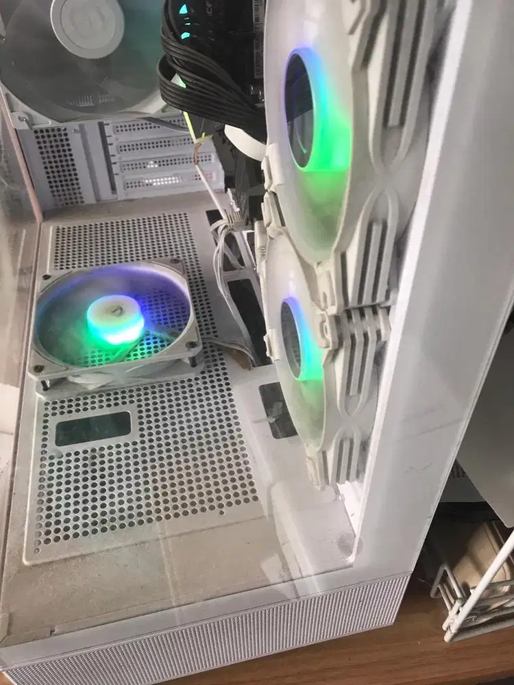 Lowongan Kerja Loker Packing , picker resi produk , staff gudang , adm