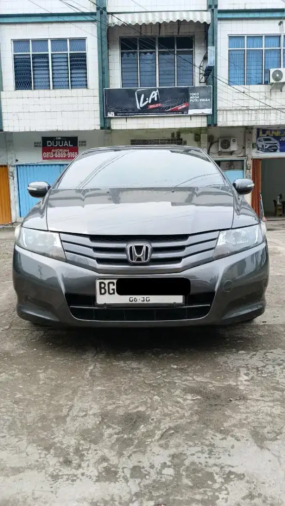 Honda City E matic 2010