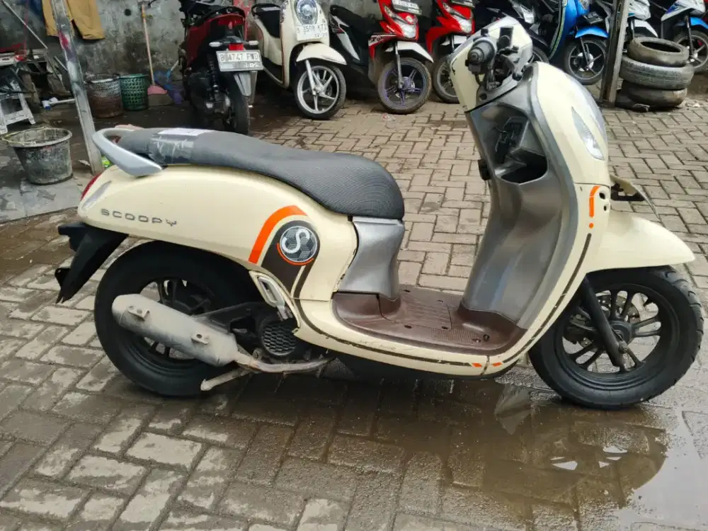 Scoopy New tahun 2021. Ss lengkap