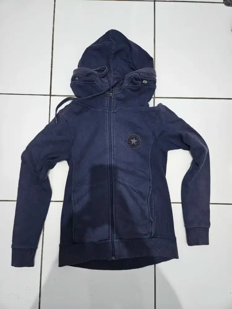(preloved) sweater converse hoodie resleting ukuran S