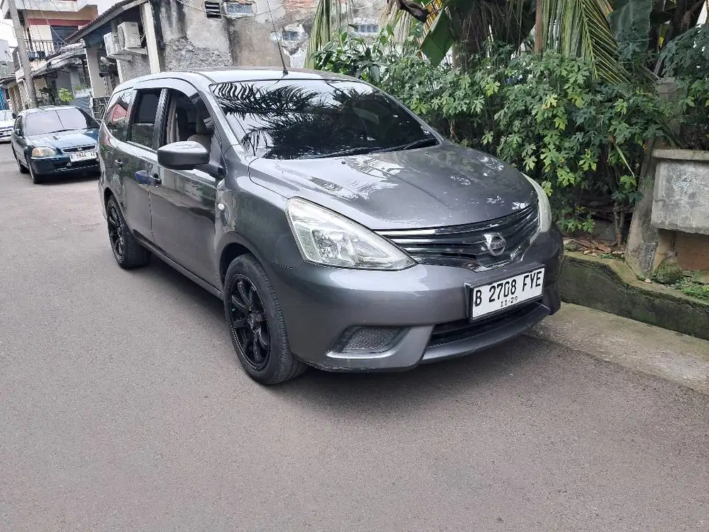 Grandlivina tahnu 2015 milik sendiri