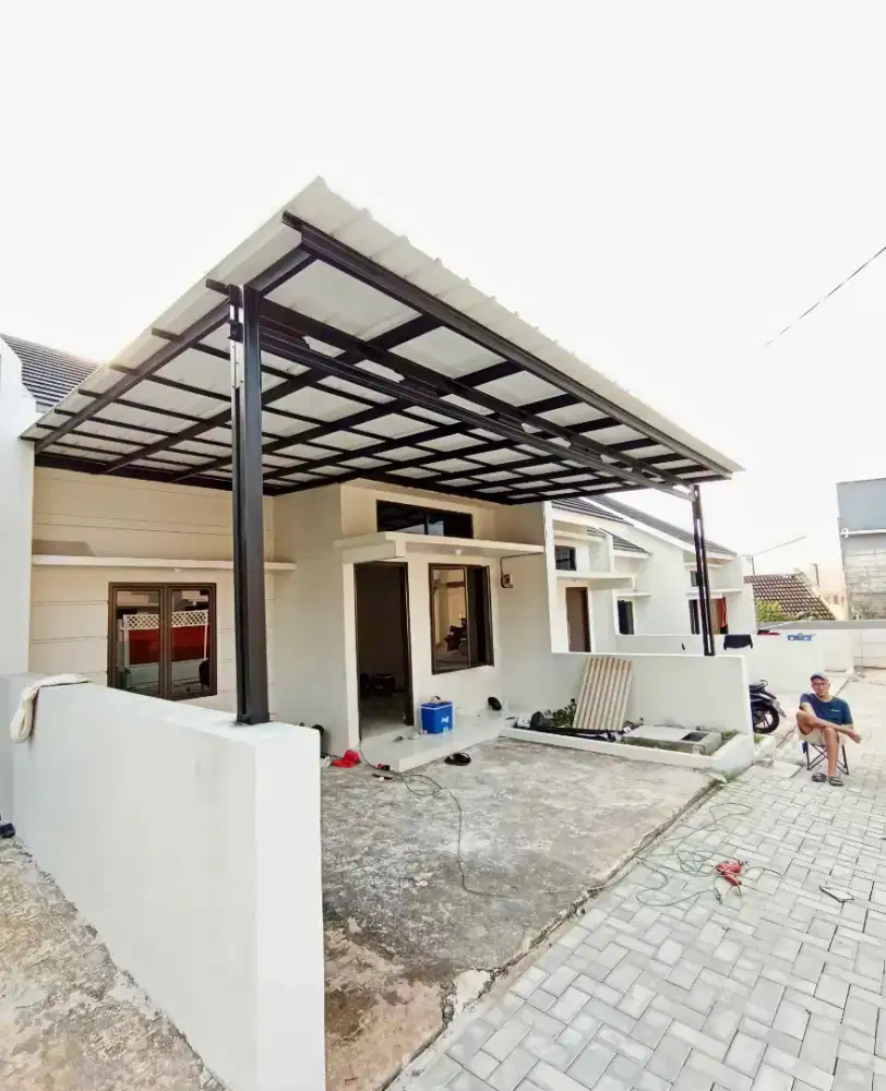 Kanopi baja ringan dan garasi