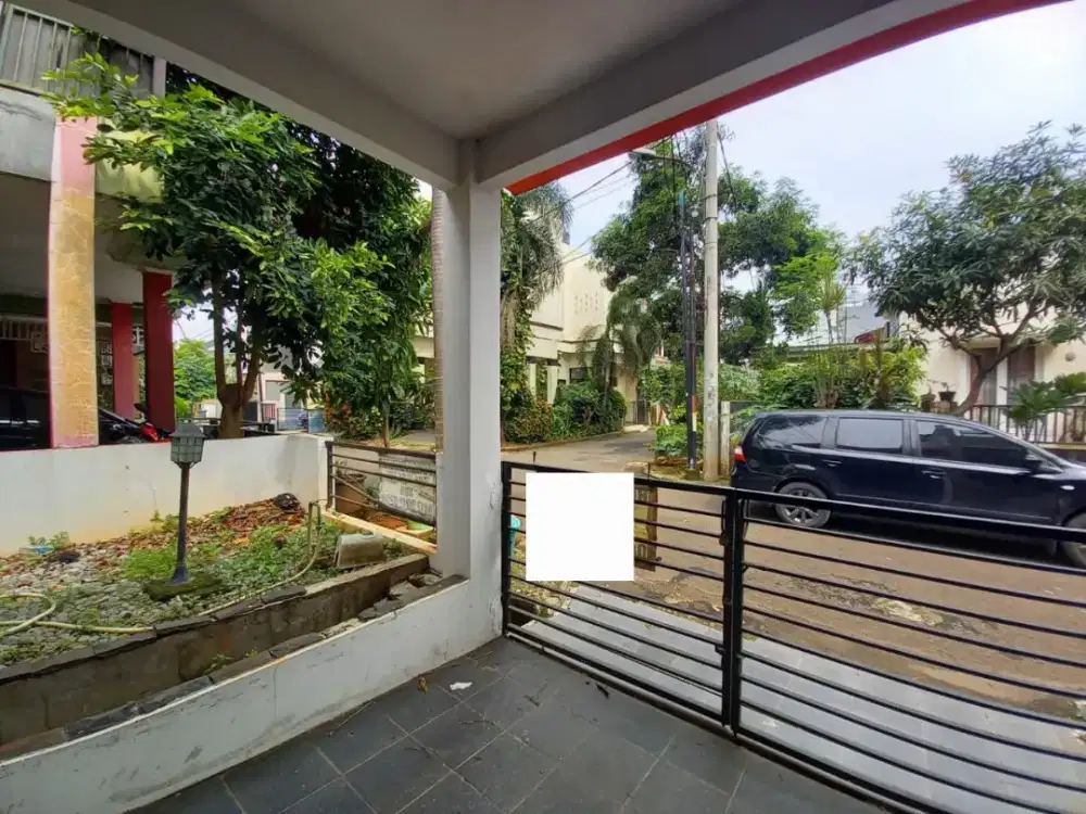 Rumah Bagus dkt Sekolah International,Tol,stasiun Serpong Park BSD