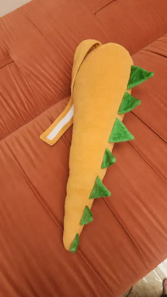 Mainan boneka ekor boneka dino
