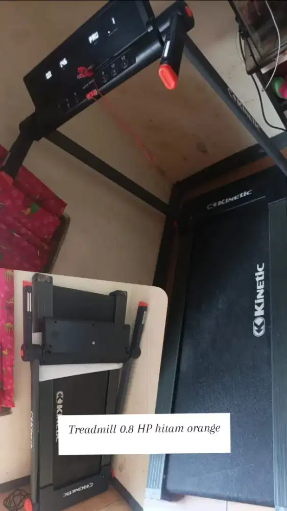 Treadmill kinetic 0.8 hp hitam Orange