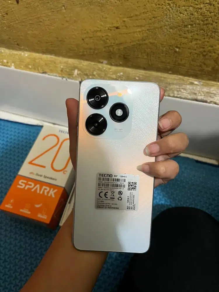 tecno spark 20c 4/128gb