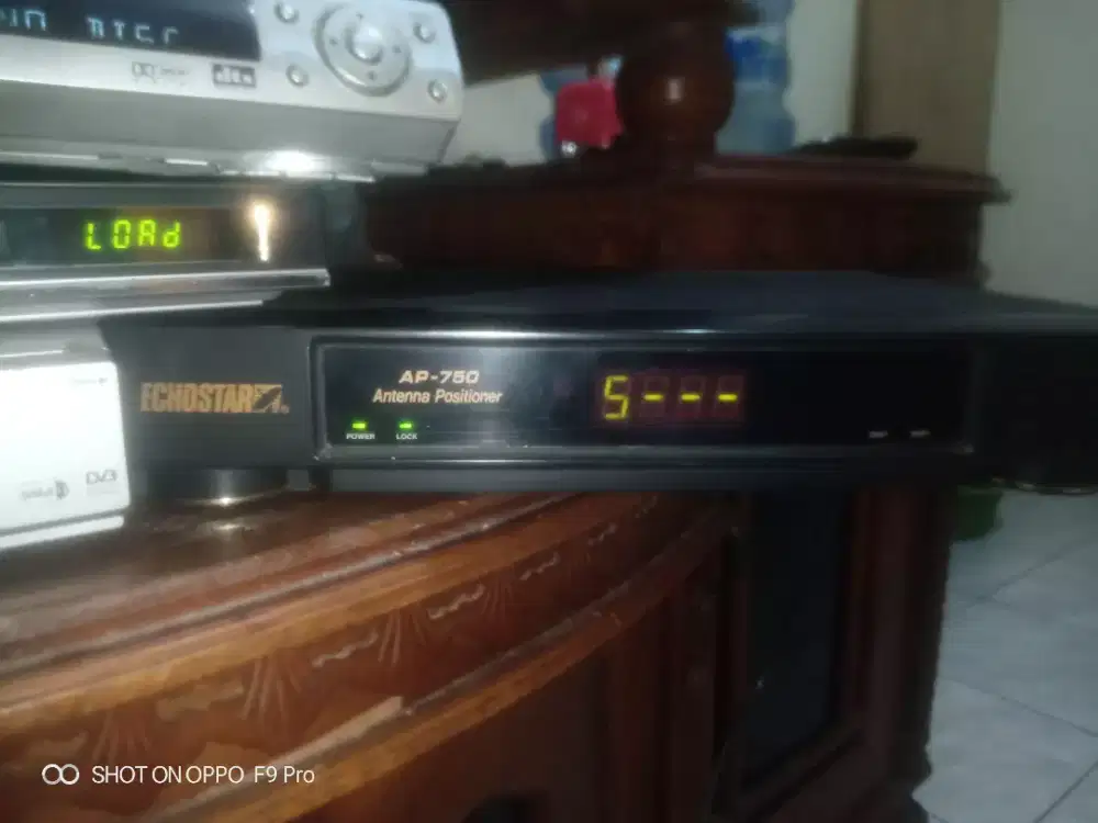 Antenna positioner merek ECHOSTAR masih bagus