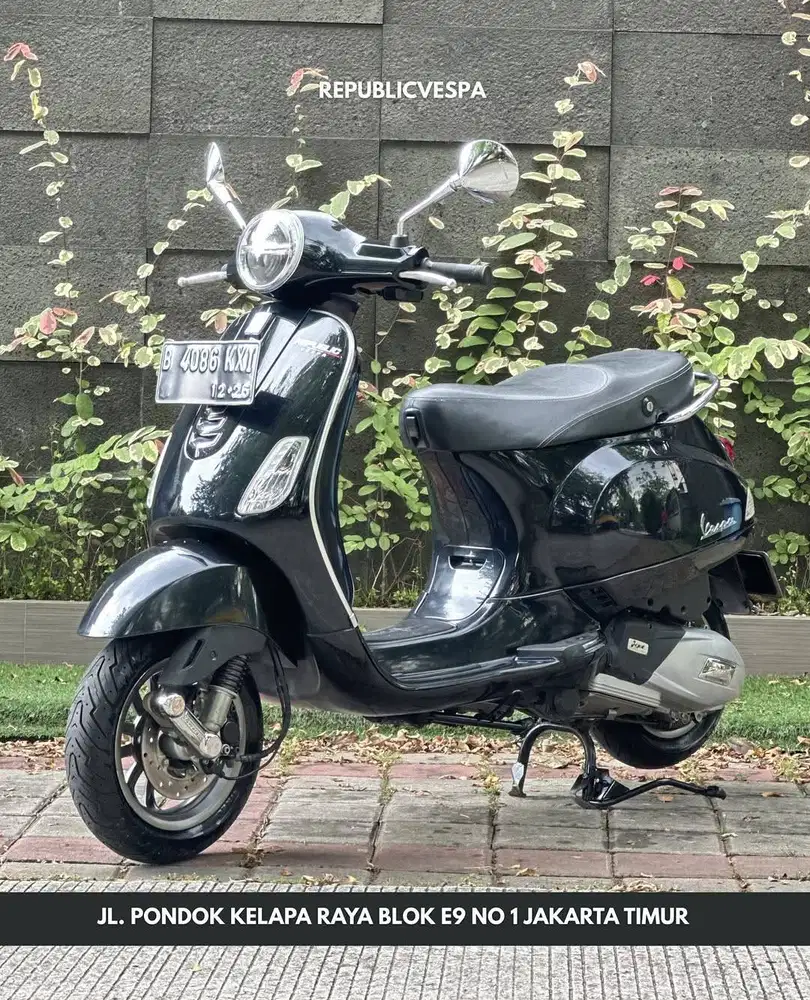 Piaggio Vespa LX 125 IGET FACELIFT TAHUN 2019 Warna BLACK CONVITO PERF