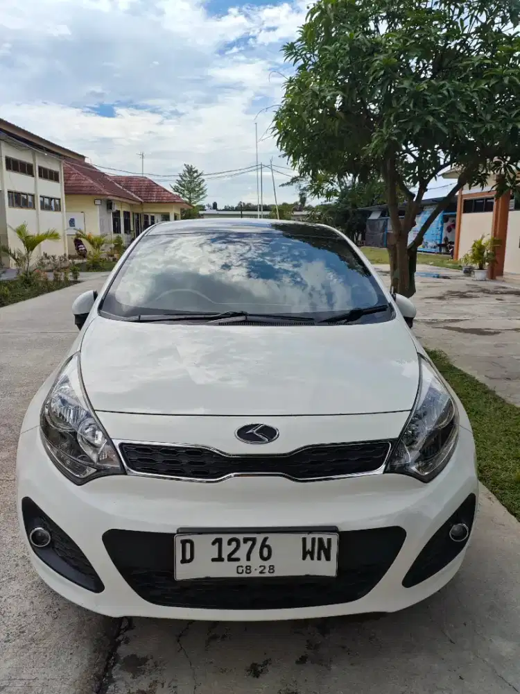 Kia All New Rio 2013 MT