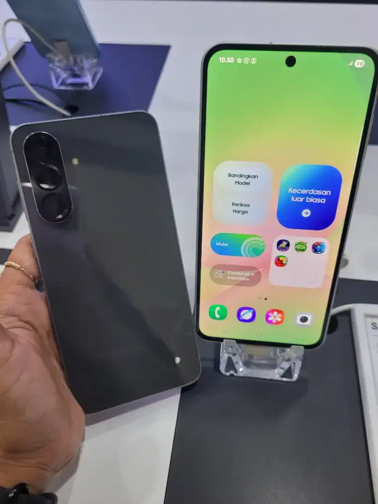 Galaxy a56 ram 8/256 free adaptor