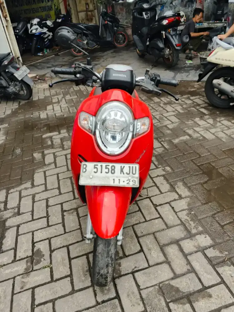 Scoopy fi tahun 2019.stnk hilang