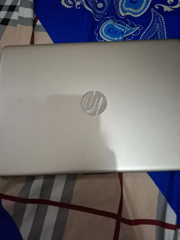 Laptop Hp core I3