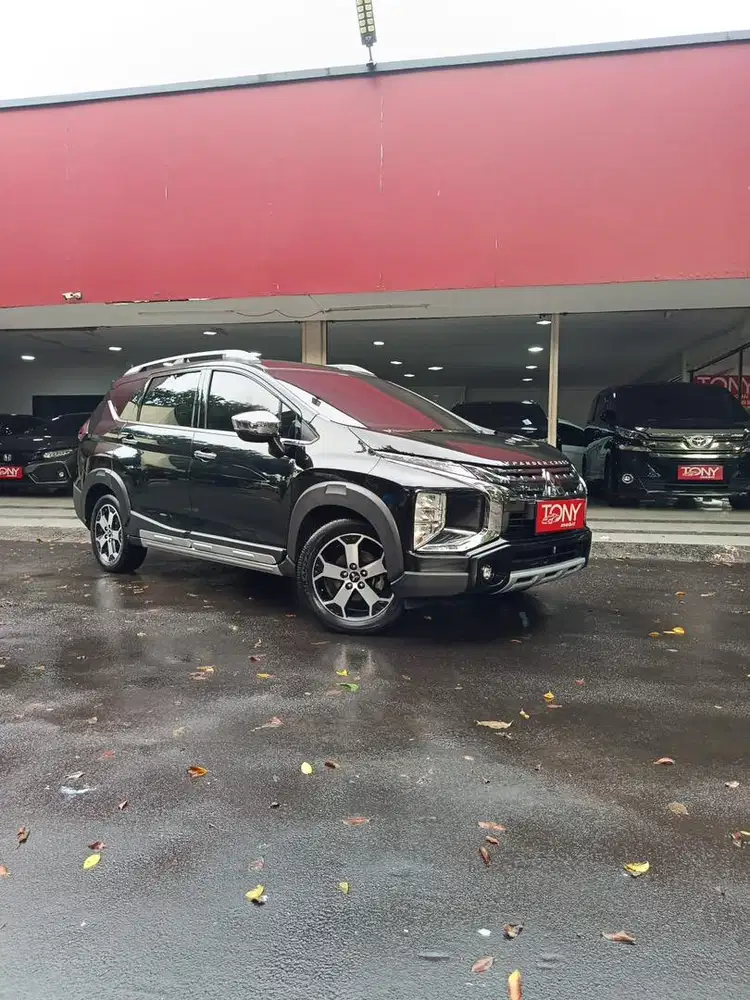 #Tony Mobil# Mitsubishi Xpander Cross 2021 Hitam