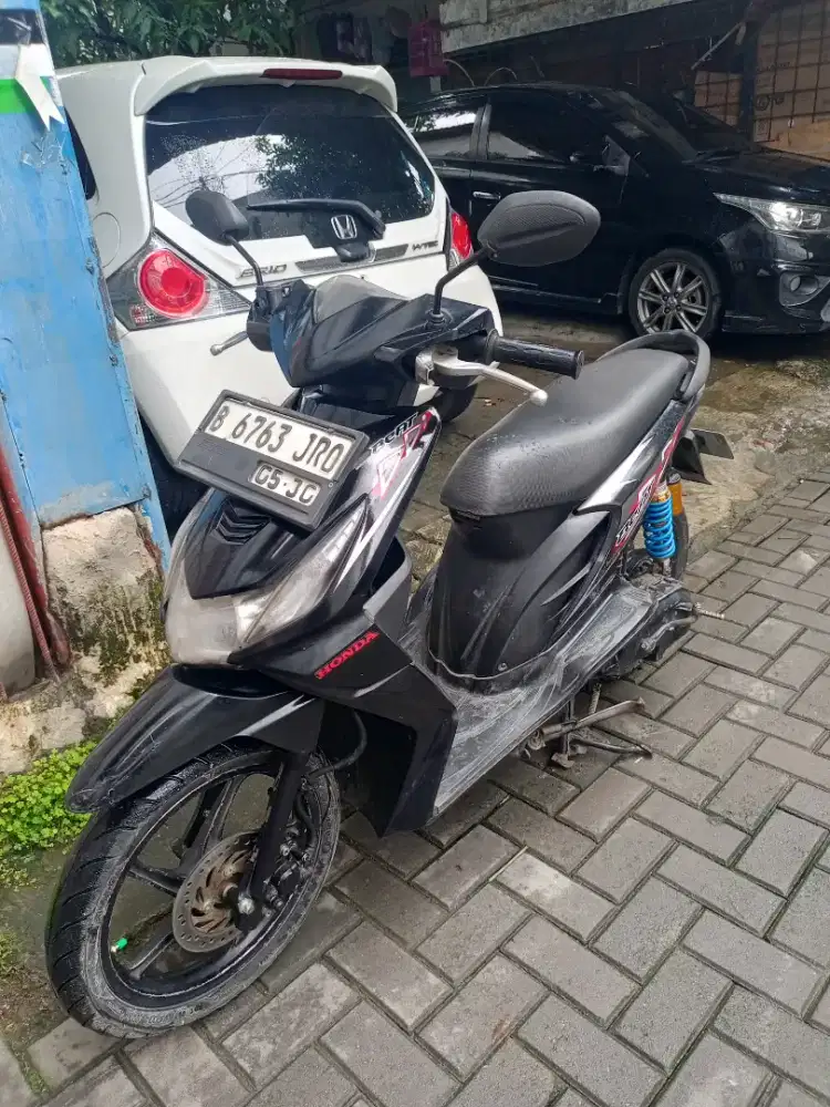 Beat pajak idup lengkap.