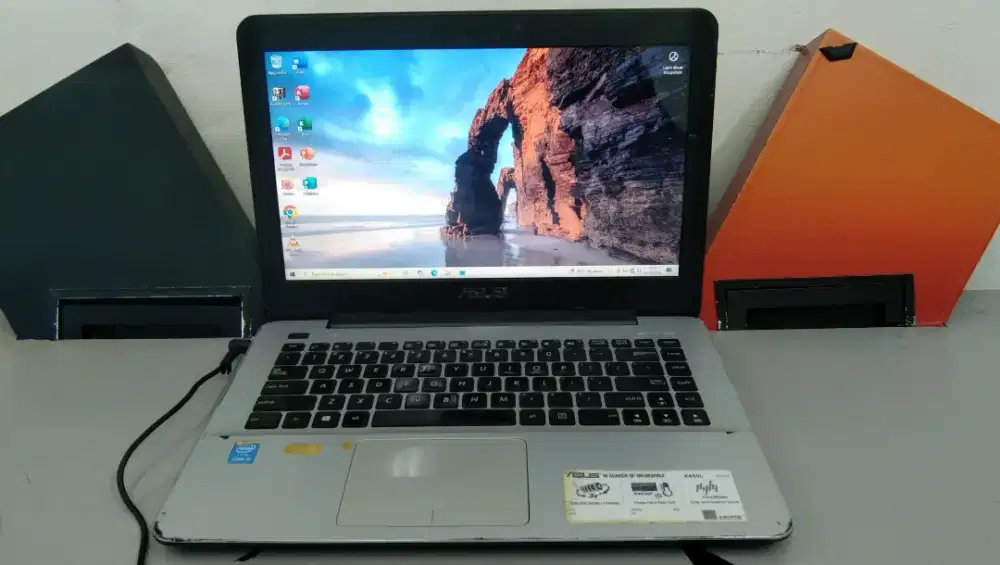 Asus x455LA Core i3 gen Ram 6GB SSD 128GB
