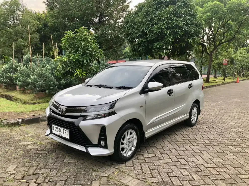 TOYOTA GRAND VELOZ AT 2020 LOW KM