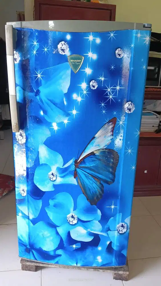 Kulkas satu pintu merk SHARP