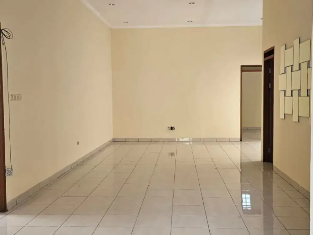 Disewakan Rumah Batununggal dekat Tol Buah Batu, Rs. Mayapada, PLN Moh. Toha, STT Telkom,