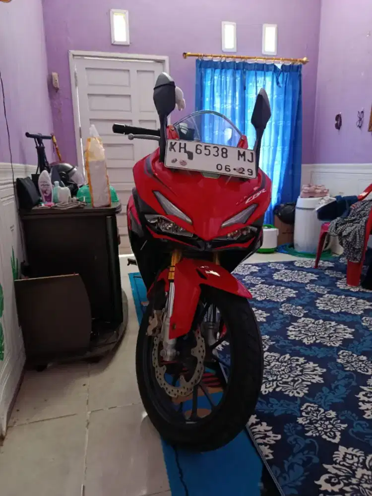 Cbr 150 2024 kilometer rendah