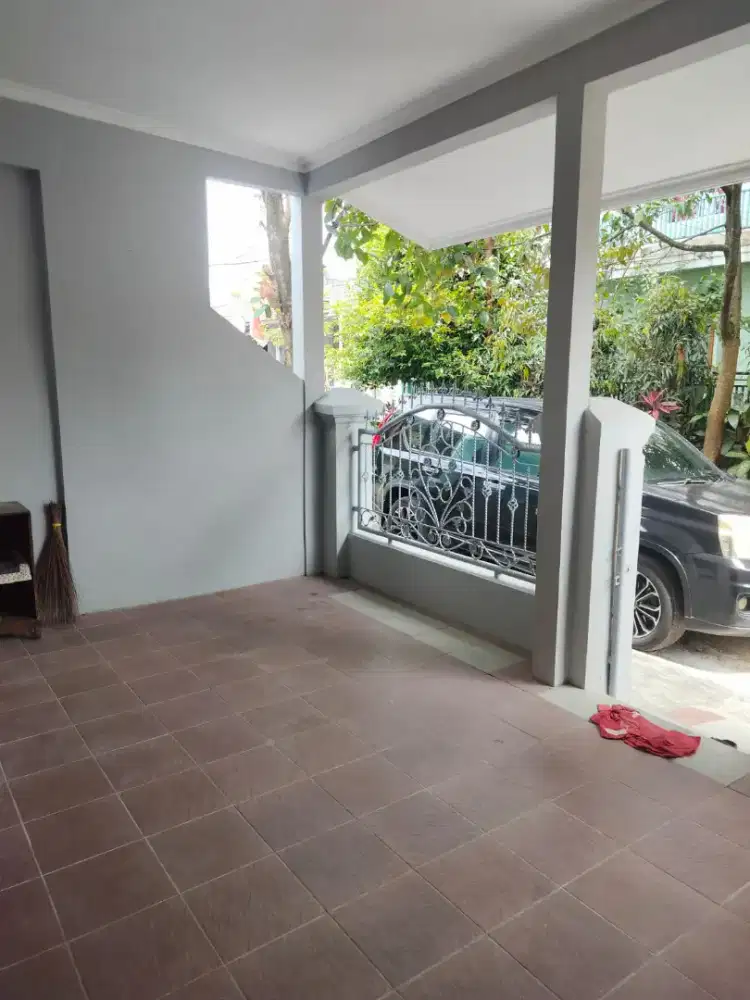 DIJUAL RUMAH DI SENTUL BOGOR BARU RENOV