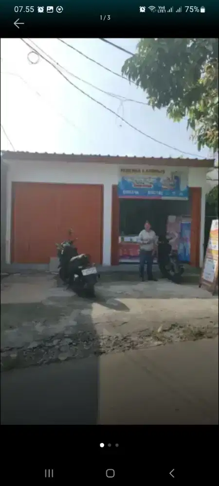 Sewa ruko 1 lt strategis daerah ramai, ada parkiran, lebar jalan 2 mbl