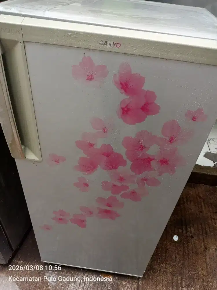 Kulkas Sanyo siap pakai normal dingin dan beku