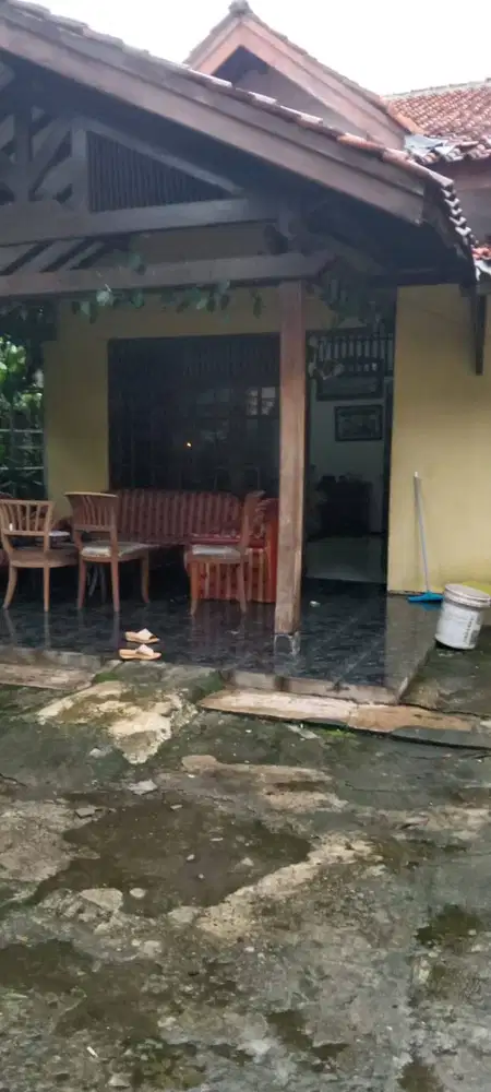 Jual cepat Tanah+rumah dkt JakSel strategis utk bangun kost2an dkt UIN