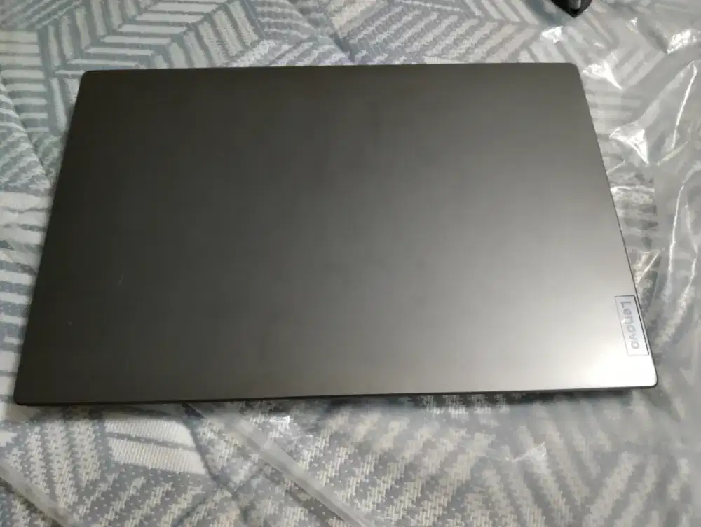 Laptop Lenovo v14 i3 gen 11 4/256 VGA Nvidia mx350 2gb