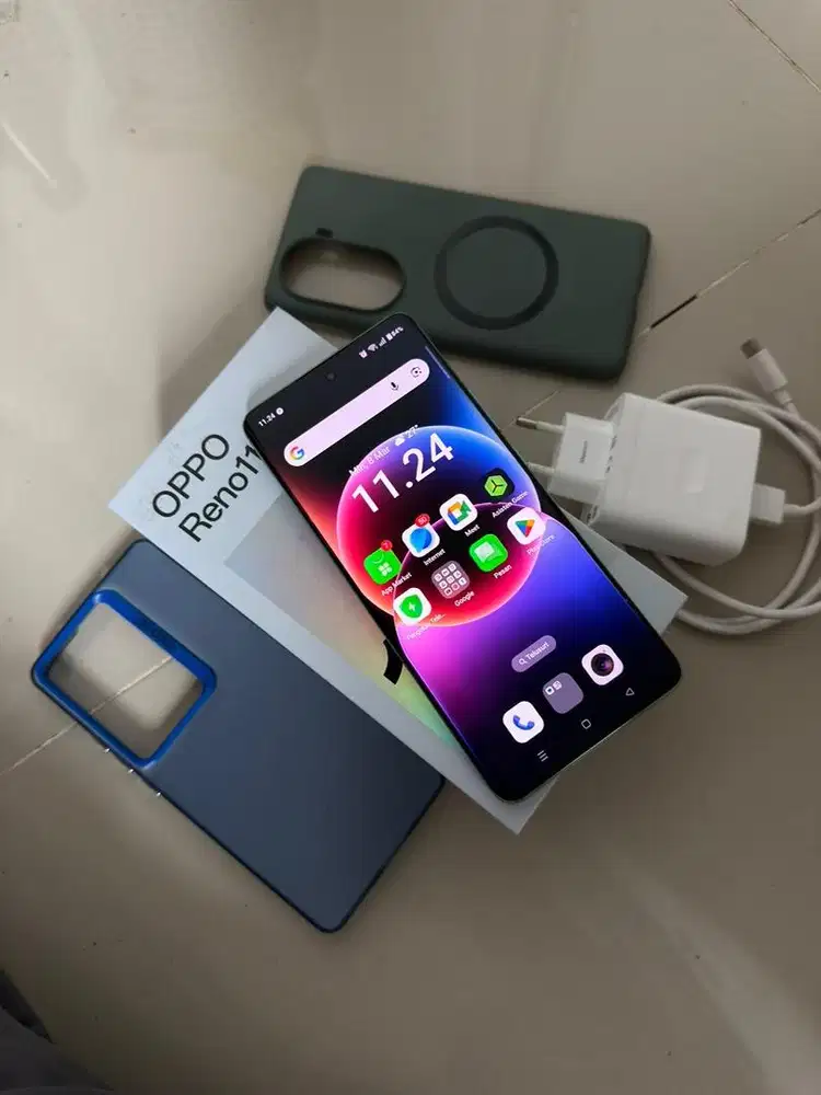 OPPO Reno 11 5G 8/256gb garansi panjang