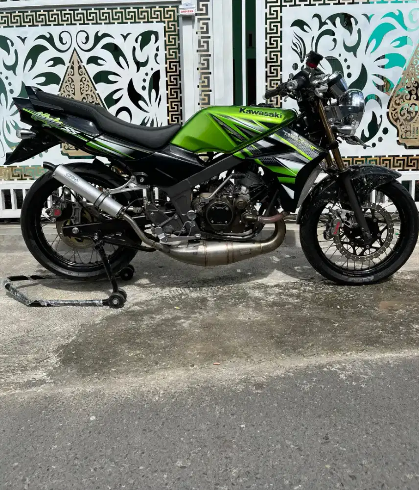KAWASAKI NINJA SS TAHUN 2012 ASLI SS