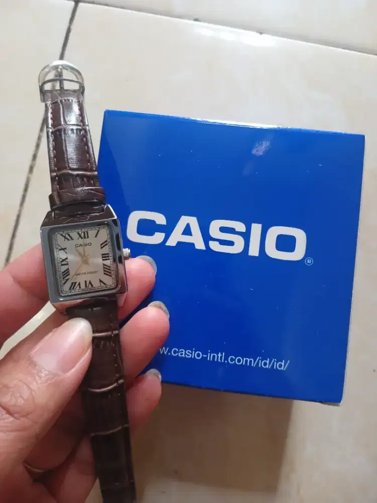 Jam tangan casio