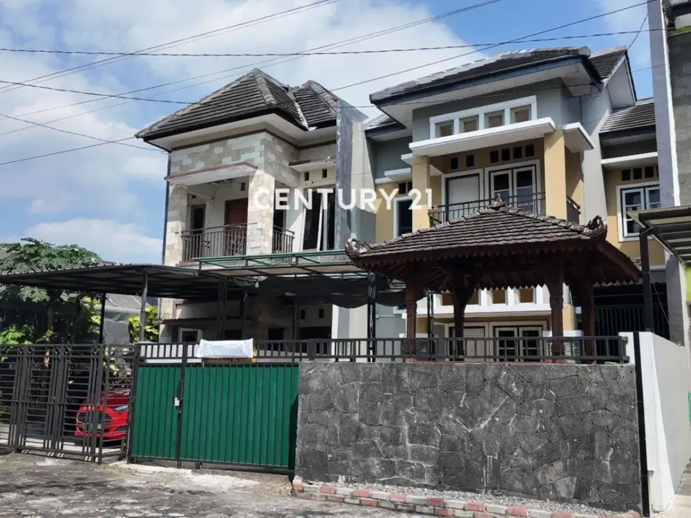 Disewakan Rumah 2 Lantai Dalam Perumahan 800 M Ke Jalan Kaliurang